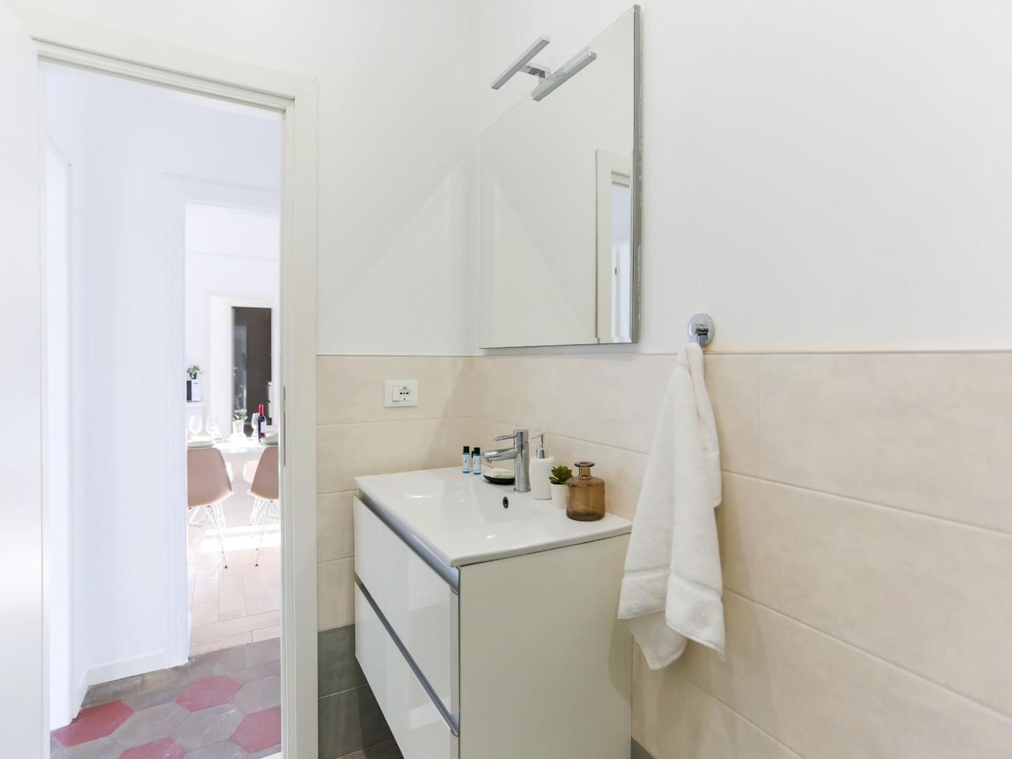The Best Rent - Spacious Two Bedrooms Apartment Near Porta Romana Milano Dış mekan fotoğraf