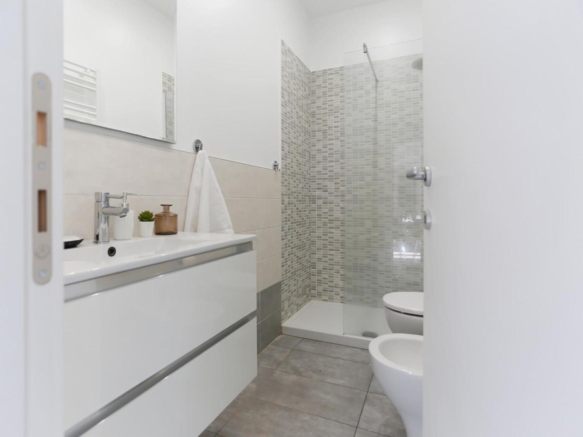 The Best Rent - Spacious Two Bedrooms Apartment Near Porta Romana Milano Dış mekan fotoğraf